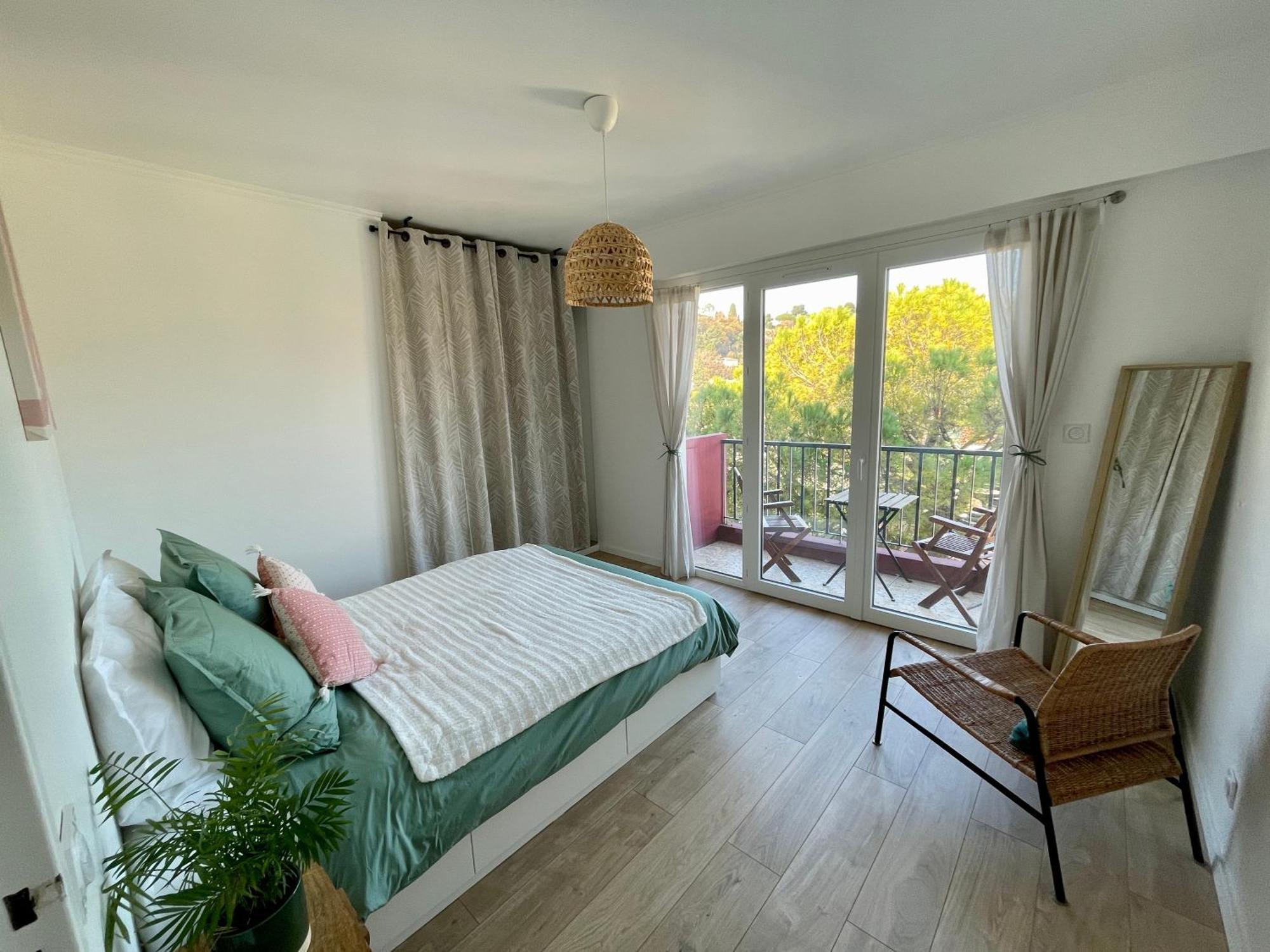 Bright Appartment With View Cagnes-sur-Mer Exterior photo